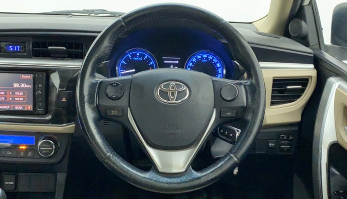 2015 Toyota Corolla Altis G, Petrol, Manual, 81,483 km, Steering Wheel Close Up