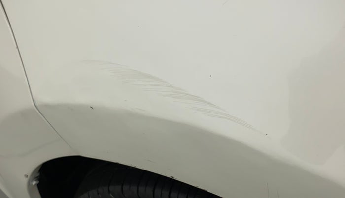 2015 Toyota Corolla Altis G, Petrol, Manual, 81,483 km, Left fender - Minor scratches