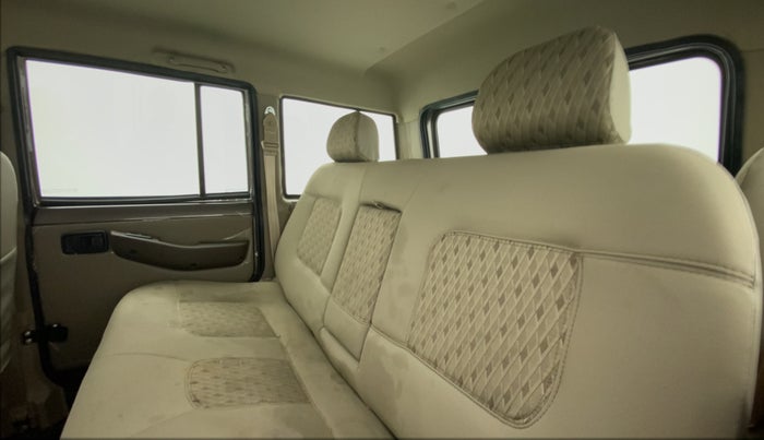 2022 Mahindra Bolero B6 (O), Diesel, Manual, 12,437 km, Right Side Rear Door Cabin
