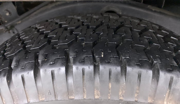 2022 Mahindra Bolero B6 (O), Diesel, Manual, 12,437 km, Left Rear Tyre Tread