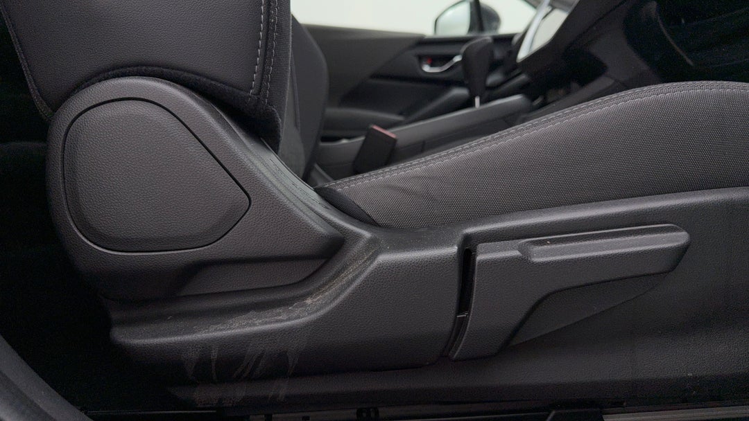 2024 Subaru Crosstrek Awd 2.0l, Automatic, 34725 km, Drivers Side Adjustment Panel