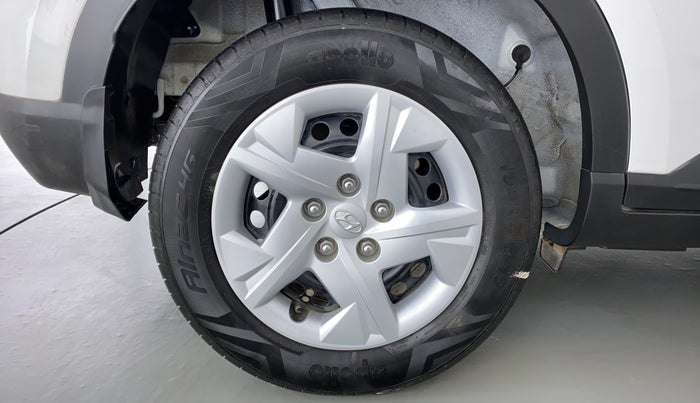 2021 Hyundai VENUE S MT 1.2 KAPPA, Petrol, Manual, 7,858 km, Right Rear Wheel