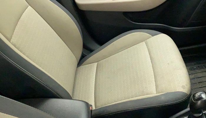 2015 Hyundai Elite i20 SPORTZ 1.2, Petrol, Manual, 70,263 km, Front left seat (passenger seat) - Cover slightly stained