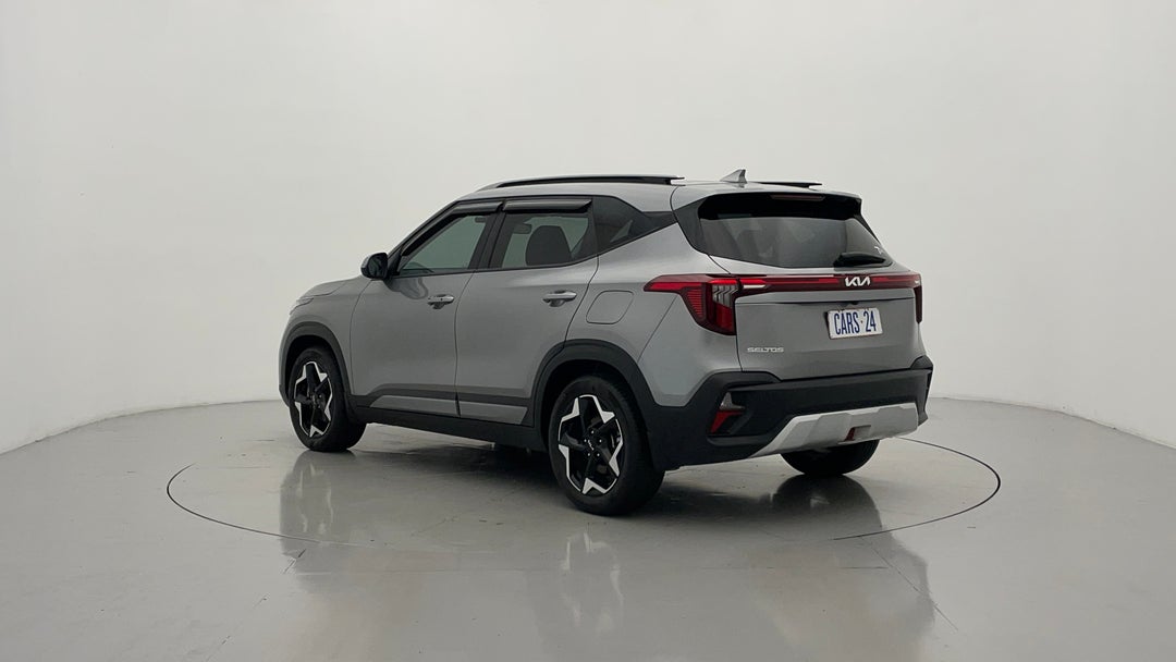 Left Back Diagonal (45- Degree) View