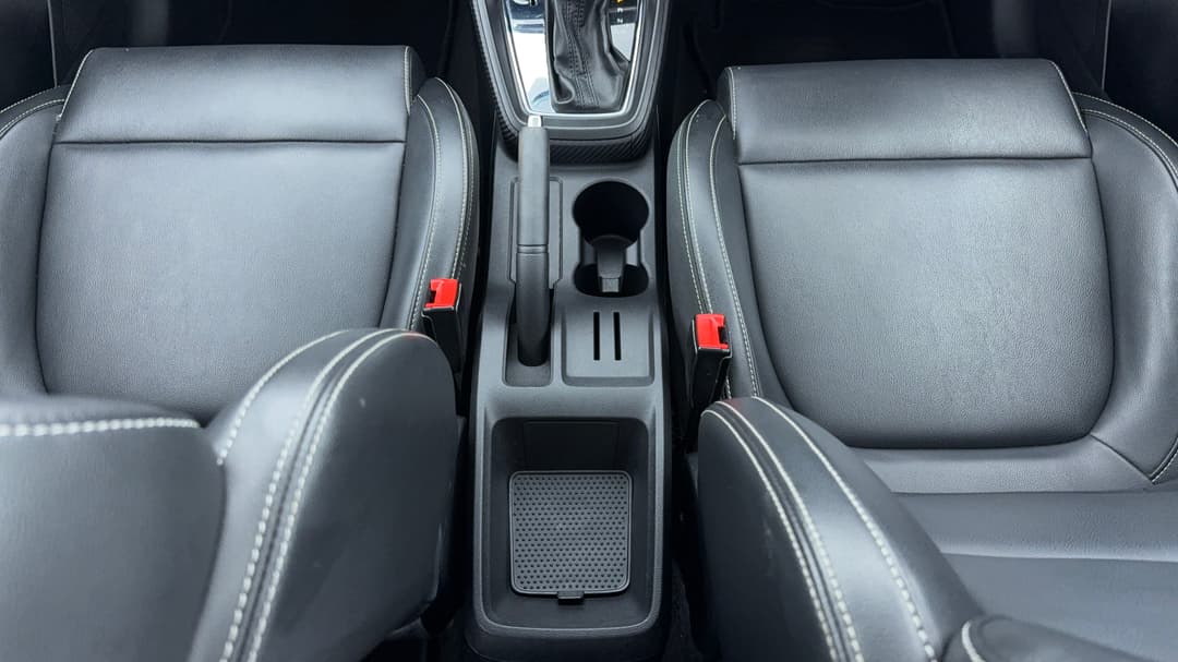 2021 MG ZS Excite, Automatic, 64224 km, Center Console