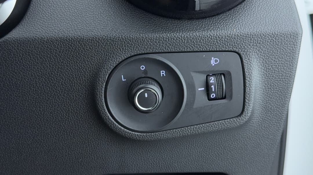 2021 MG ZS Excite, Automatic, 64224 km, Utility Switches/Buttons