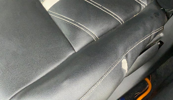2015 Maruti Swift VXI, Petrol, Manual, 67,426 km, Front left seat (passenger seat) - Cover slightly torn