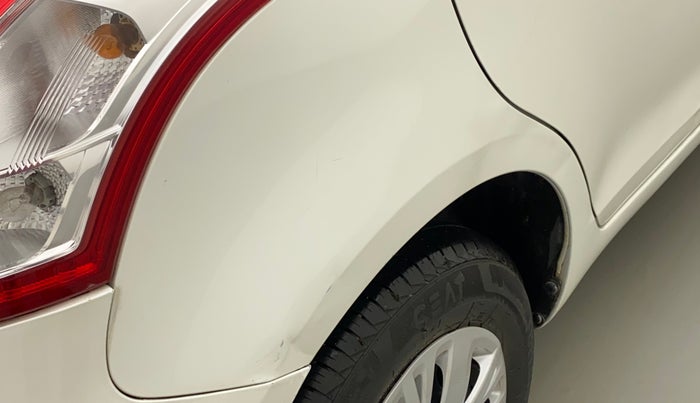2015 Maruti Swift VXI, Petrol, Manual, 67,426 km, Right quarter panel - Minor scratches