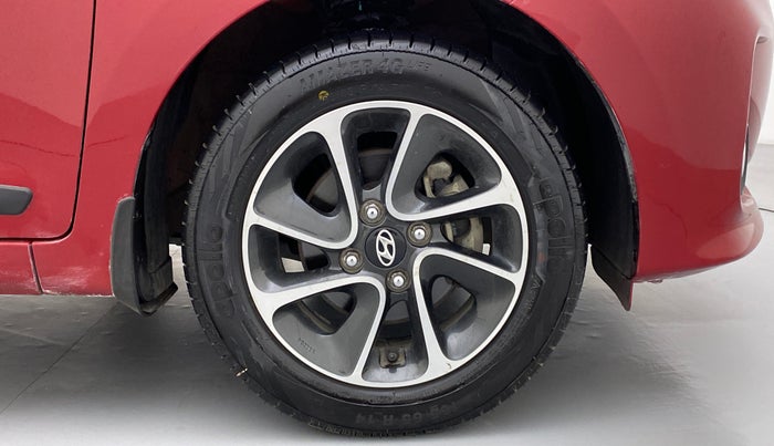 2017 Hyundai Grand i10 SPORTZ (O) 1.2 AT VTVT, Petrol, Automatic, 20,835 km, Right Front Wheel