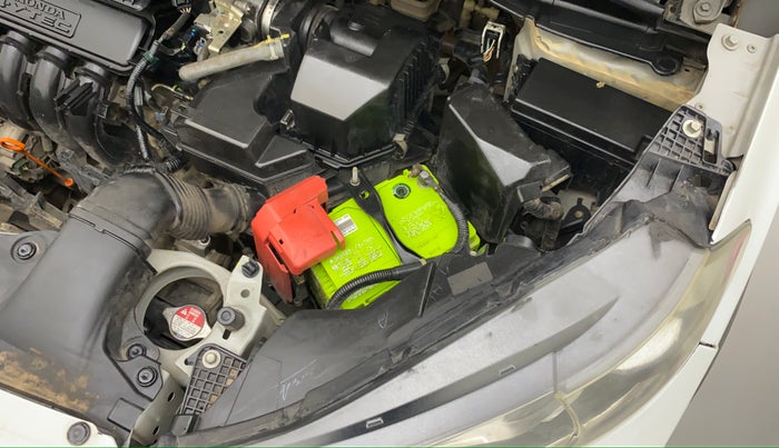 2017 Honda WR-V 1.2L I-VTEC VX MT, Petrol, Manual, 85,482 km, Left headlight - Clamp has minor damage