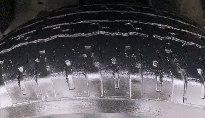 2019 Toyota Fortuner 2.8 4x2 MT, Diesel, Manual, 69,292 km, Left Front Tyre Tread