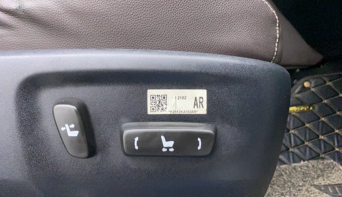 2019 Toyota Fortuner 2.8 4x2 MT, Diesel, Manual, 69,292 km, Driver Side Adjustment Panel