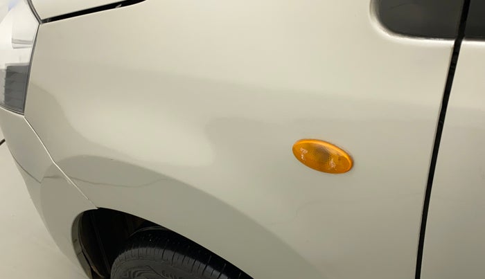 2016 Maruti Wagon R 1.0 VXI, Petrol, Manual, 99,049 km, Left fender - Minor scratches