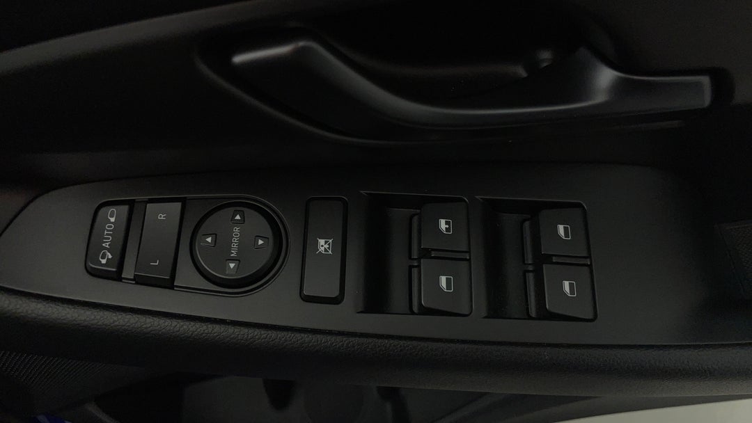 2019 Hyundai i30 N Line Premium, Automatic, 67004 km, Drivers Side Door Panel Controls