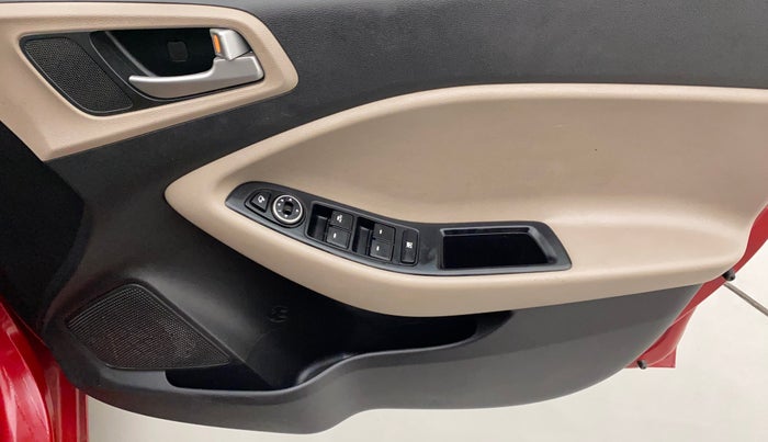 2015 Hyundai Elite i20 SPORTZ 1.2, Petrol, Manual, 70,952 km, Driver Side Door Panels Control