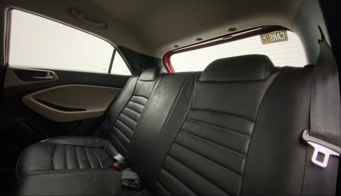 2015 Hyundai Elite i20 SPORTZ 1.2, Petrol, Manual, 70,952 km, Right Side Rear Door Cabin