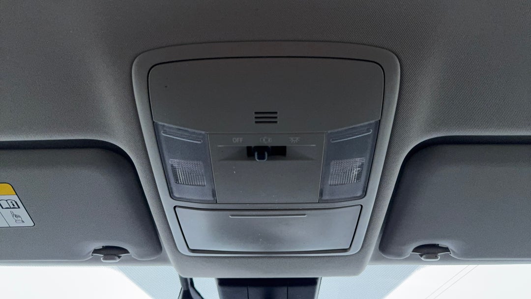 On-Roof Controls/Sunglass holder