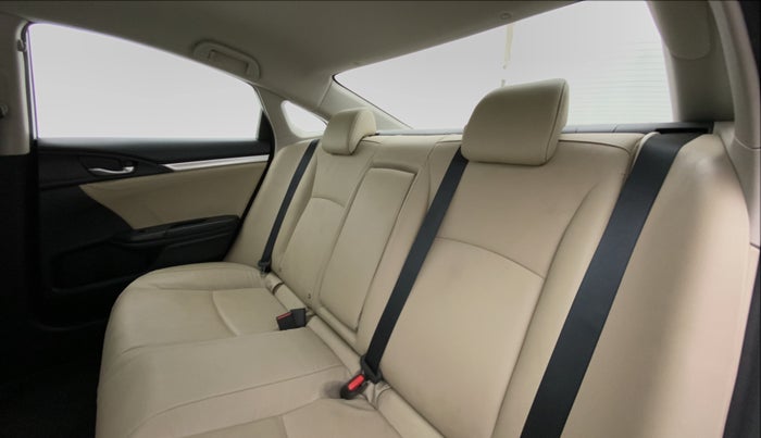 2019 Honda Civic VX CVT i-VTEC, Petrol, Automatic, 10,670 km, Right Side Rear Door Cabin