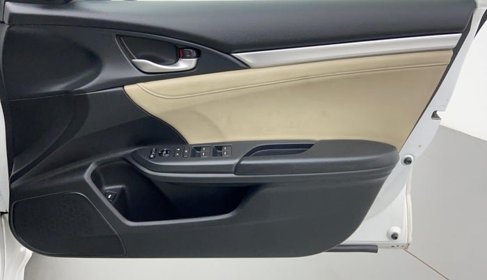 2019 Honda Civic VX CVT i-VTEC, Petrol, Automatic, 10,670 km, Driver Side Door Panels Control