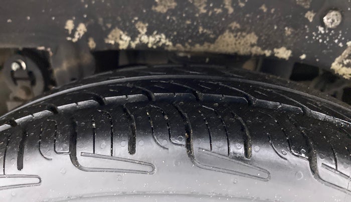 2014 Maruti Alto K10 VXI, Petrol, Manual, 38,313 km, Right Rear Tyre Tread