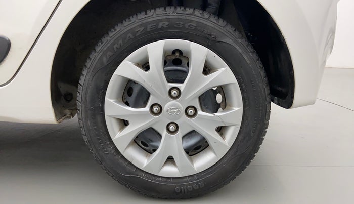 2016 Hyundai Grand i10 SPORTZ 1.2 KAPPA VTVT, Petrol, Manual, 15,485 km, Left Rear Wheel