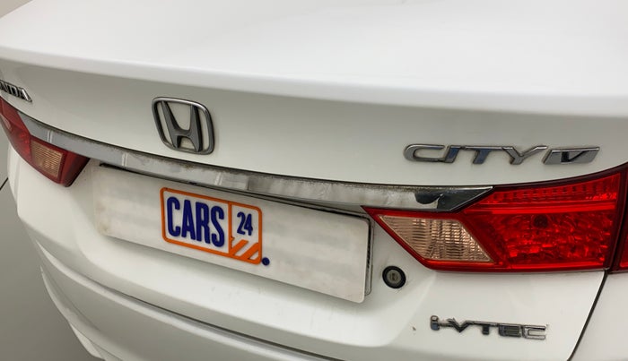 2015 Honda City 1.5L I-VTEC V MT, Petrol, Manual, 58,391 km, Dicky (Boot door) - Minor scratches