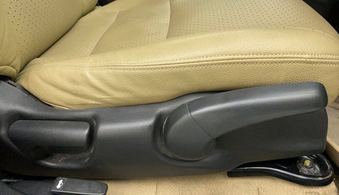 2015 Honda City 1.5L I-VTEC V MT, Petrol, Manual, 58,391 km, Driver Side Adjustment Panel
