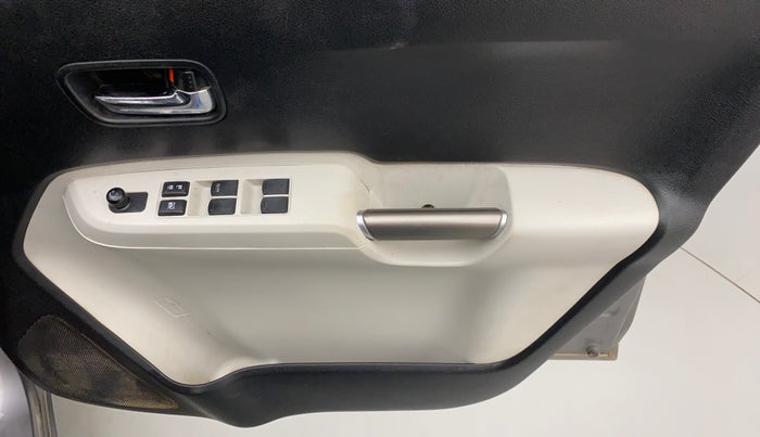 2018 Maruti IGNIS DELTA 1.2, Petrol, Manual, 88,732 km, Driver Side Door Panels Control