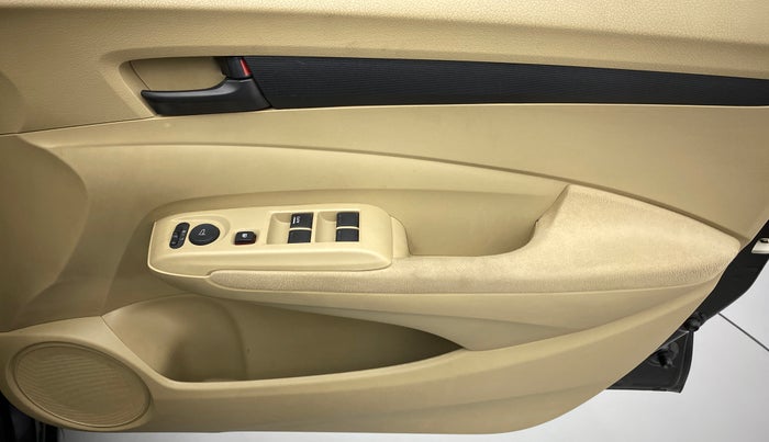 2013 Honda City S MT PETROL, Petrol, Manual, 39,936 km, Driver Side Door Panels Control