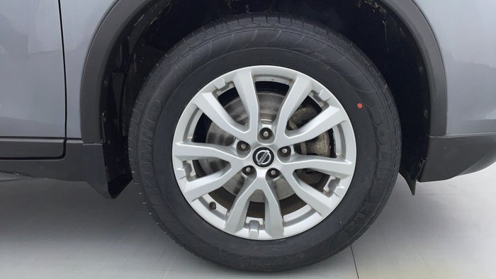 Nissan X-Trail-Right Front Tyre