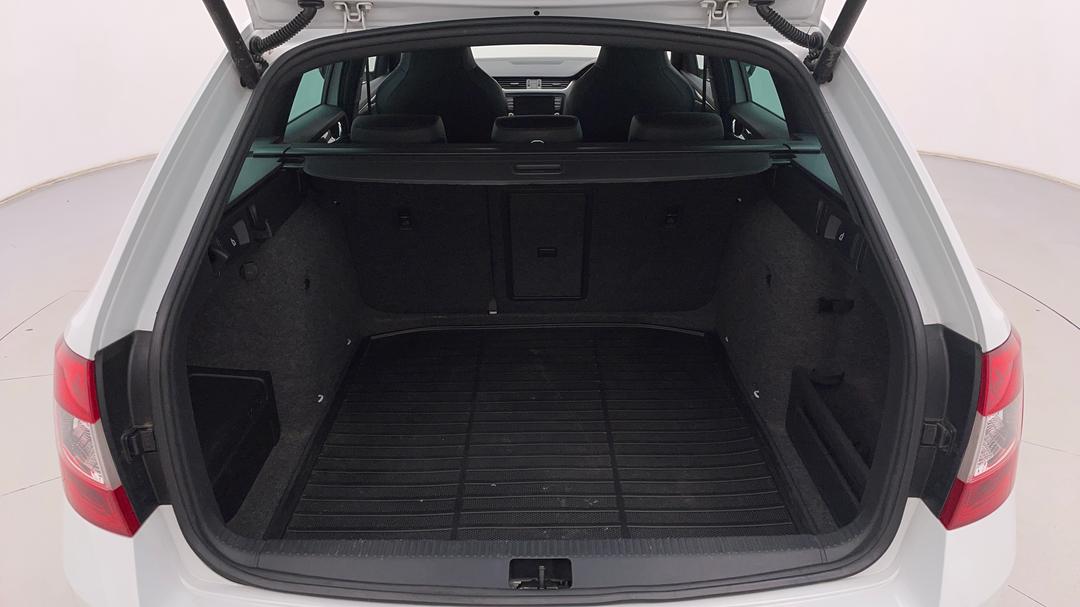 2016 SKODA Octavia Rs 162 Tsi, Automatic, 108061 km, Boot Inside View