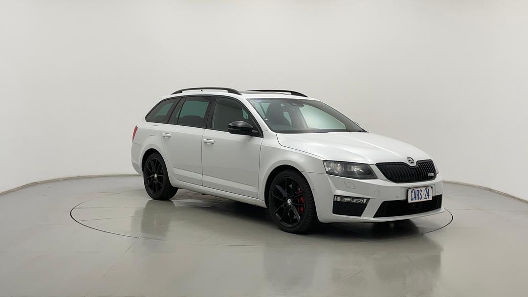 2016 SKODA Octavia Rs 162 Tsi, Automatic, 108061 km, Right Front Diagonal (45- Degree) View