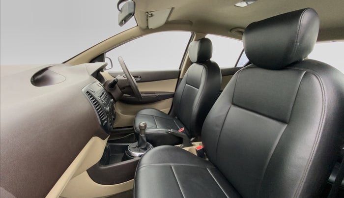 2009 Hyundai i20 MAGNA 1.2 VTVT, Petrol, Manual, 43,504 km, Right Side Front Door Cabin