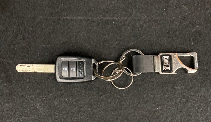2018 Honda WR-V 1.2 i-VTEC VX MT, Petrol, Manual, 23,491 km, Key Close Up