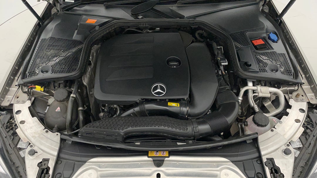 Open Bonnet (Engine)