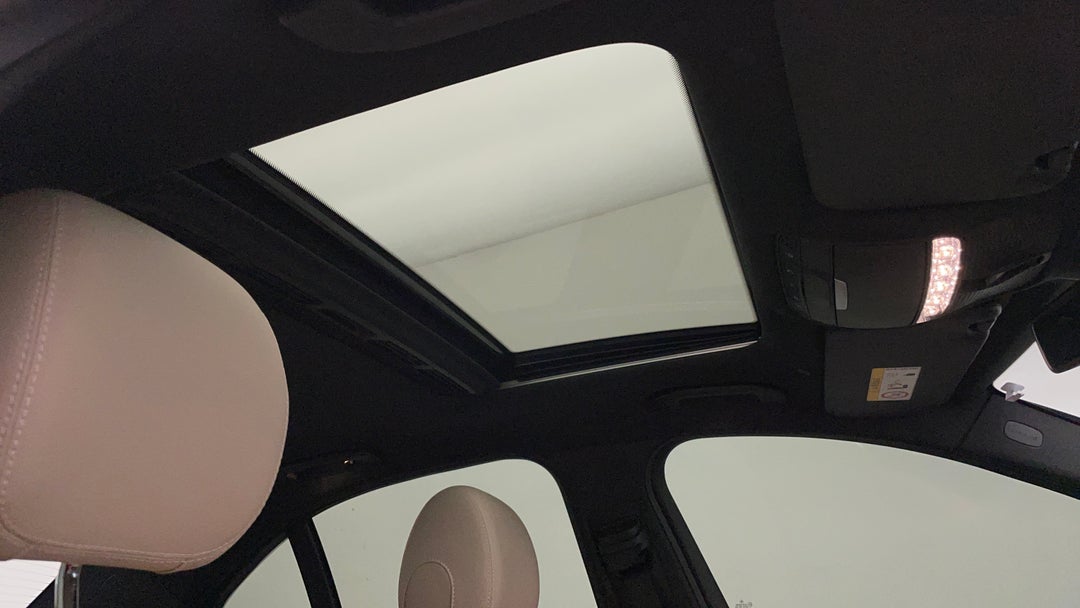 Interior Sunroof/Moonroof