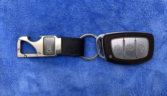 2016 Hyundai i20 Active 1.2 SX, Petrol, Manual, 65,235 km, Key Close Up