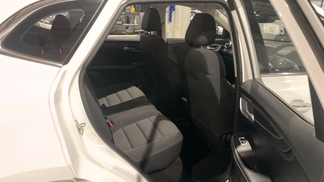 2022 MG HS Core, Automatic, 68670 km, Right Side Rear Door Cabin View