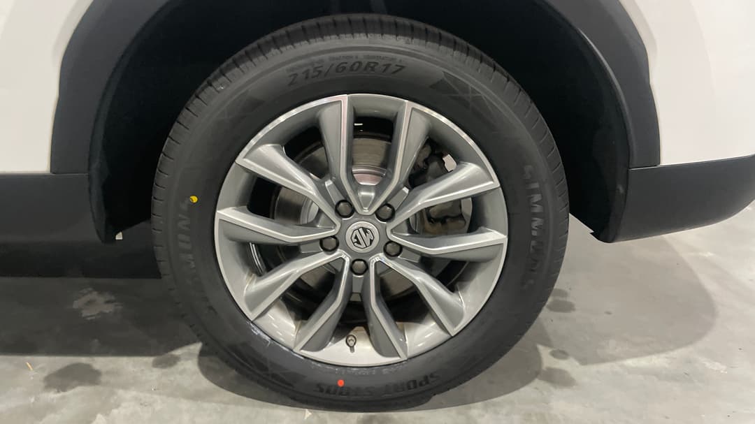 2022 MG HS Core, Automatic, 68670 km, Left Rear Wheel