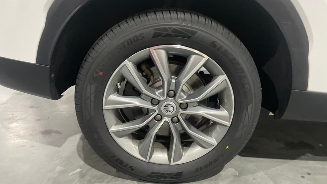 2022 MG HS Core, Automatic, 68670 km, Right Rear Wheel