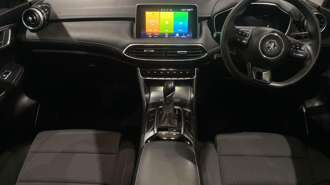2022 MG HS Core, Automatic, 68670 km, Center Console