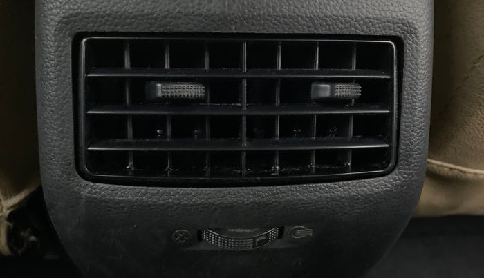 2014 Hyundai Elite i20 SPORTZ (O) 1.2, Petrol, Manual, 80,776 km, Rear AC Vents