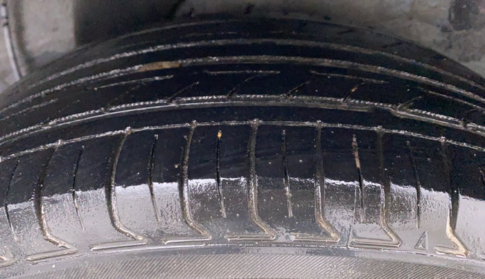 2013 Hyundai i20 SPORTZ 1.4 CRDI, Diesel, Manual, 91,676 km, Left Rear Tyre Tread