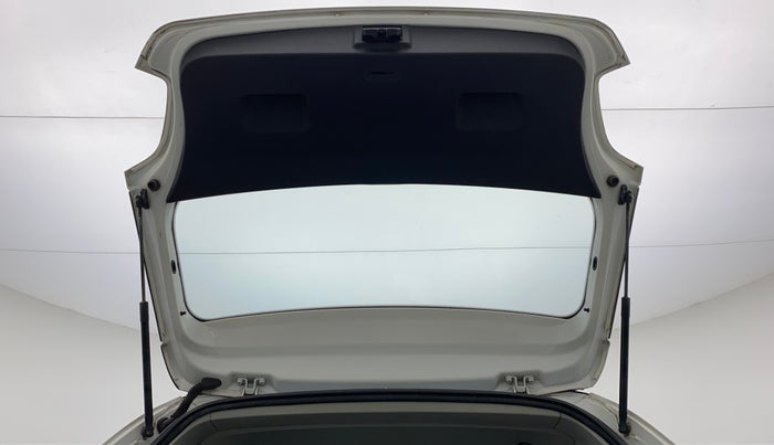 2015 Volkswagen Polo TRENDLINE 1.2L PETROL, Petrol, Manual, 29,771 km, Boot Door Open