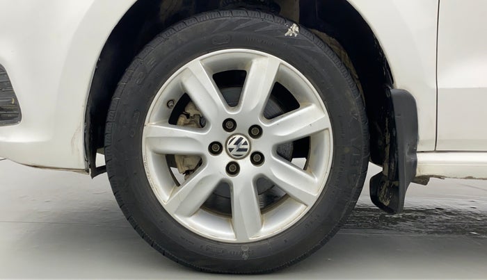 2015 Volkswagen Polo TRENDLINE 1.2L PETROL, Petrol, Manual, 29,771 km, Left Front Wheel
