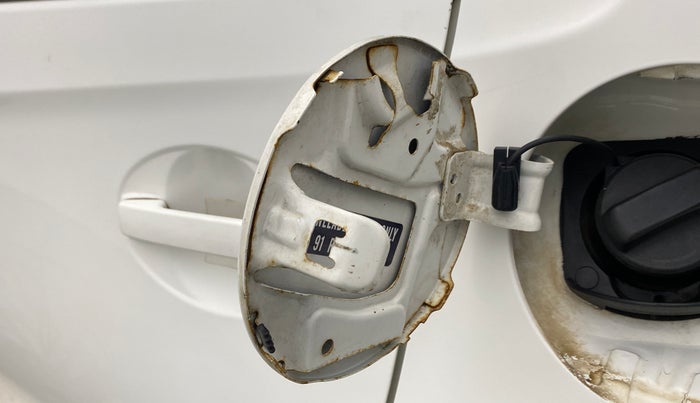 2012 Honda Brio 1.2 EX MT I VTEC, Petrol, Manual, 65,576 km, Left quarter panel - Fuel lid lock has slight discoloration