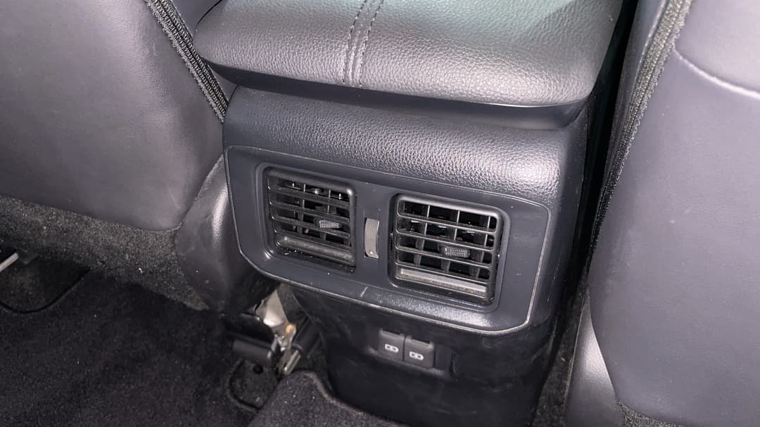 2024 Toyota RAV4 Cruiser (AWD) Hybrid, Automatic, 32935 km, Rear A/C Vent