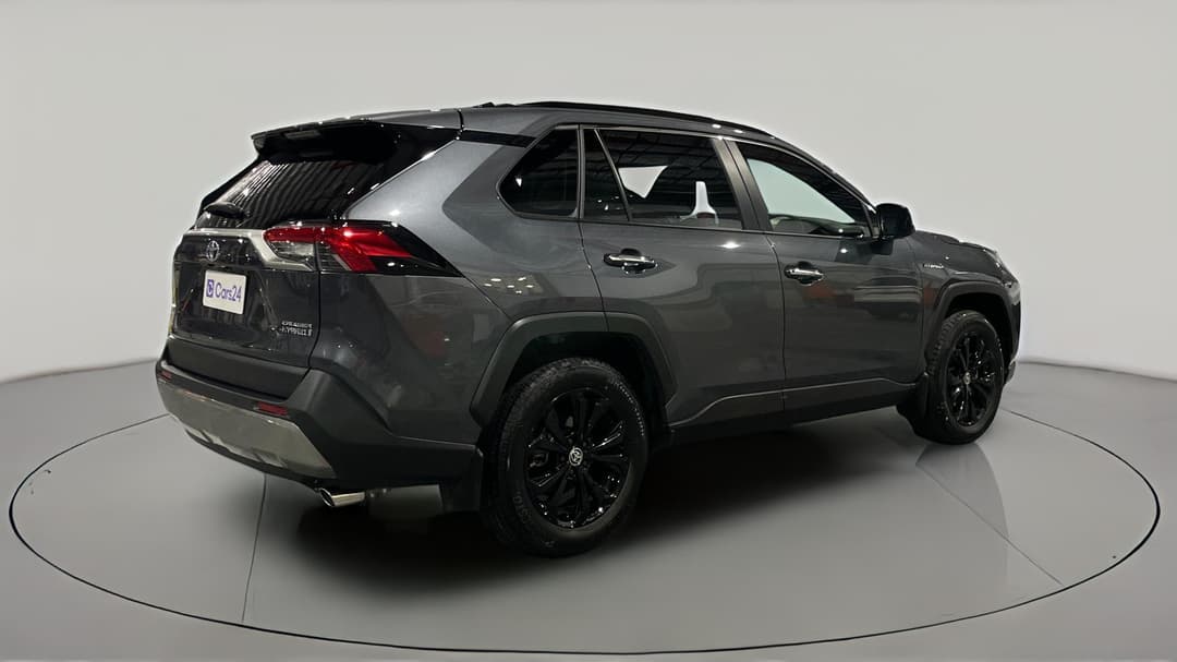 2024 Toyota RAV4 Cruiser (AWD) Hybrid, Automatic, 32935 km, Right Back Diagonal (45- Degree) View