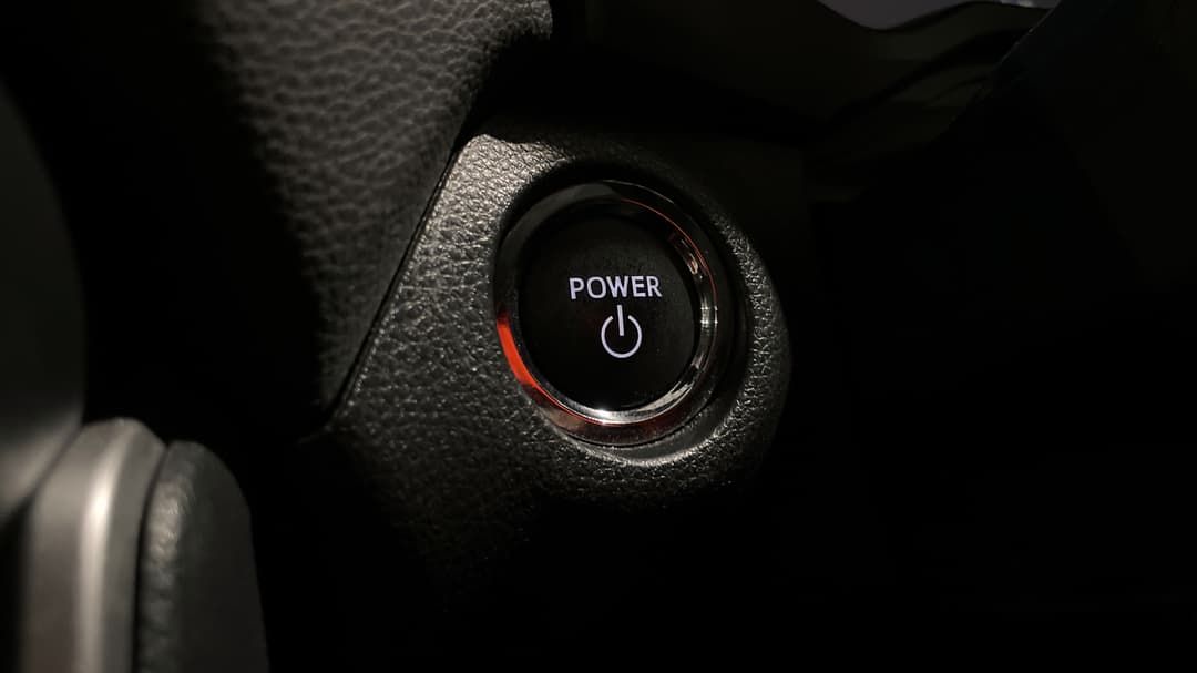 2024 Toyota RAV4 Cruiser (AWD) Hybrid, Automatic, 32935 km, Keyless / Button Start