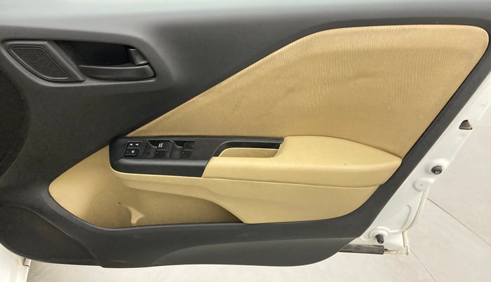 2016 Honda City 1.5L I-VTEC SV CVT, Petrol, Automatic, 32,348 km, Driver Side Door Panels Control